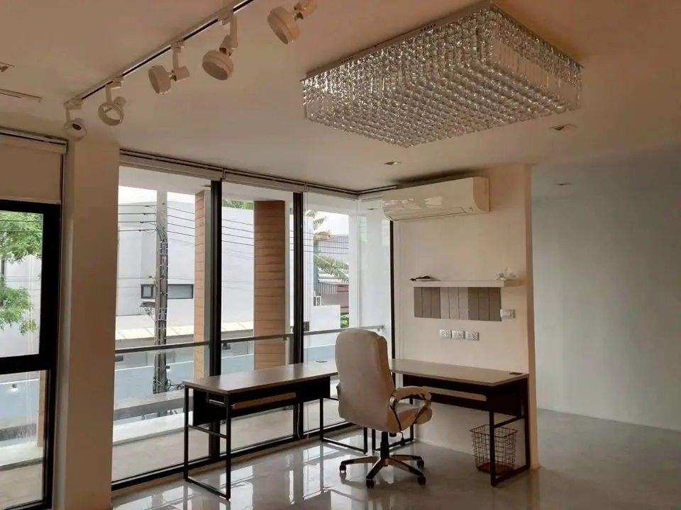 豪华 3.5 层商住办公楼 出售 / 出租 Glam by Asset Wise,โชคชัย 4 - 第 3 张,共 12 张