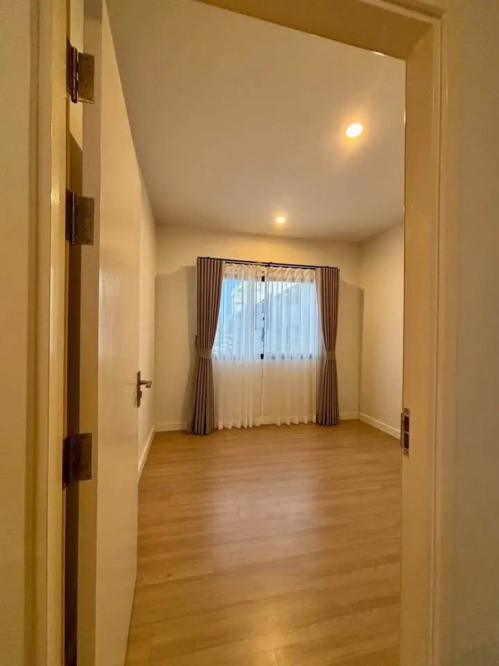 House for Rent at The Story On Nut-Wongwaen - image 12 of 12