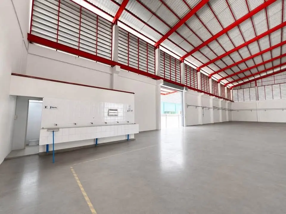 1,000 Sq.m. Warehouse with Office for Rent in Bang Nam Chuet, Samut Sakhon - image 3 of 5