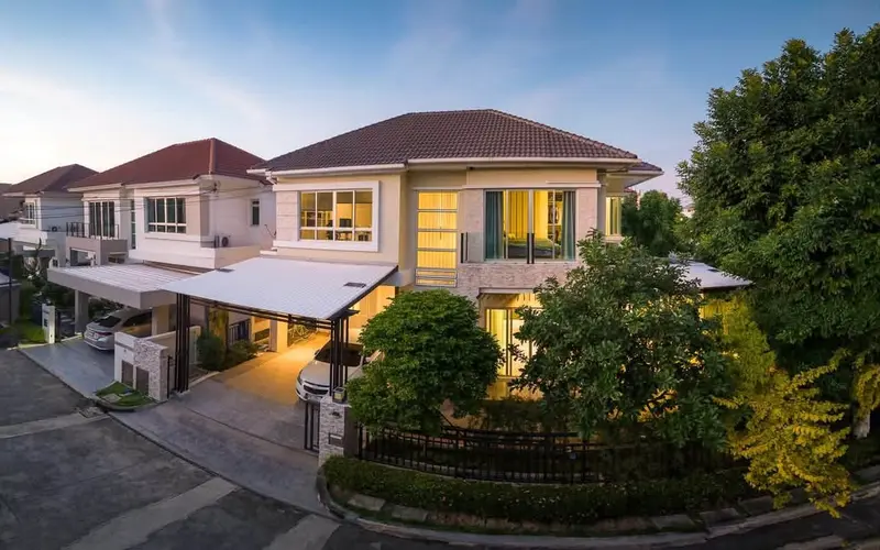 ขาย / ให้เช่า บ้านเดี่ยว Bangkok Boulevard พระราม 9 – ศรีนครินทร์