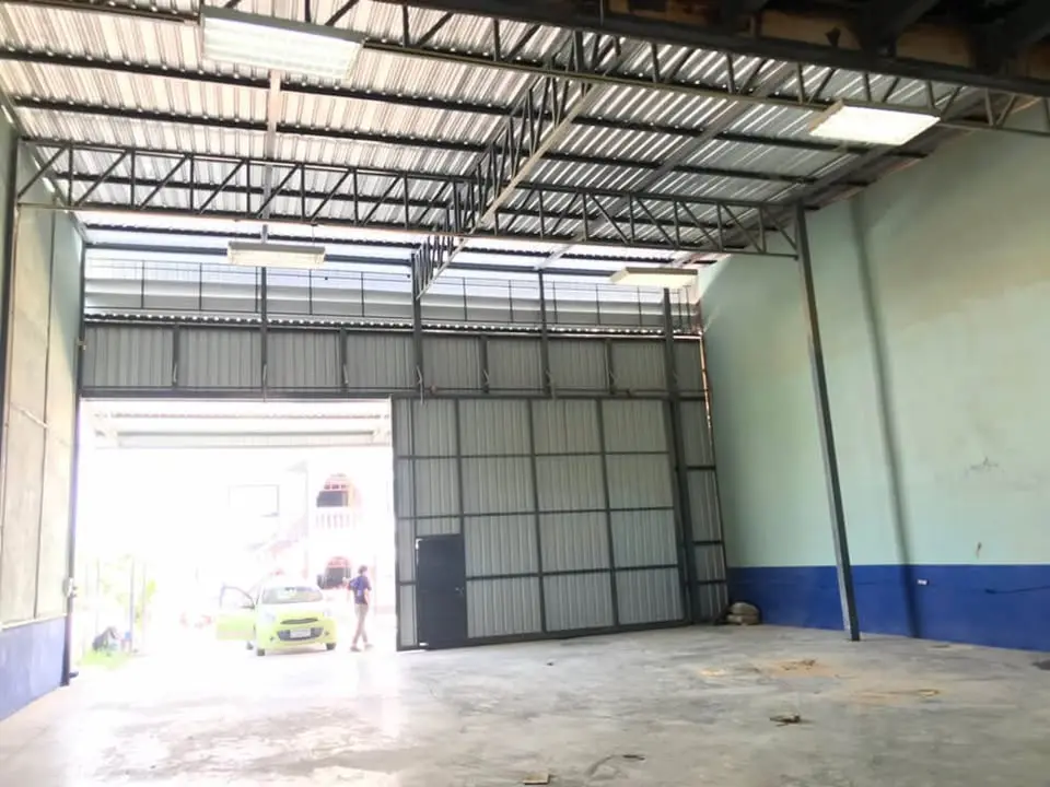 286 sqm Warehouse with Office for Rent on Chalong Krung, Lat Krabang - image 2 of 5