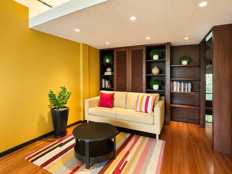ให้เช่าออฟฟิศ 2 ชั้น วิวสวน Tropicana Court พหลโยธิน 12 ใจกลางอารีย์ - ภาพที่ 8 จาก 12