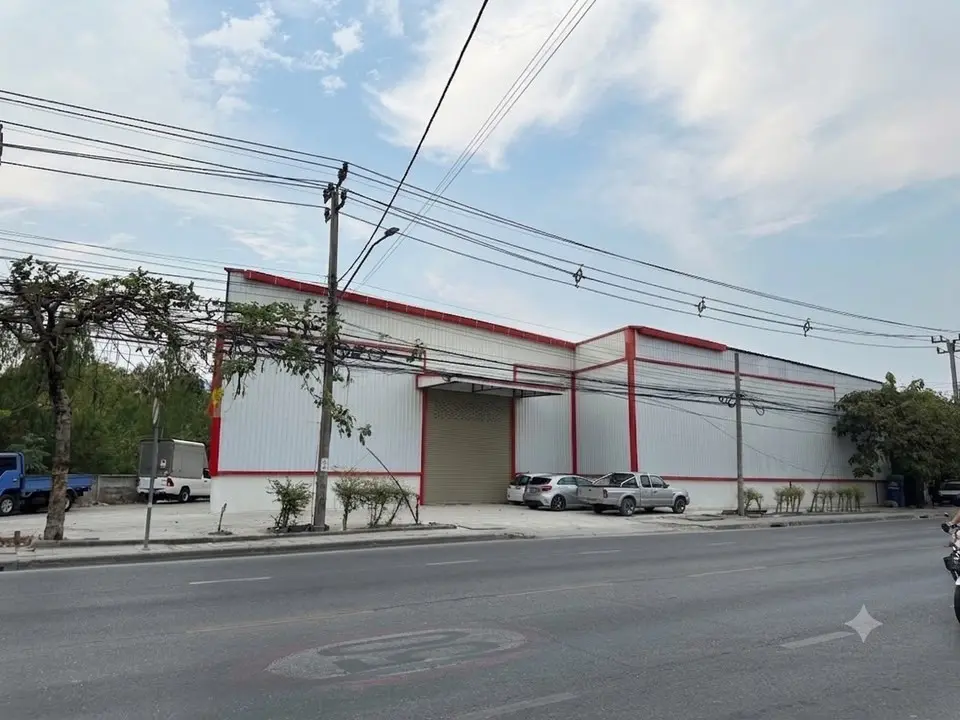 Warehouse Units for Rent, 300-1,740 sqm, Sukhaphiban 5 through to Sai Mai 82 - image 1 of 5