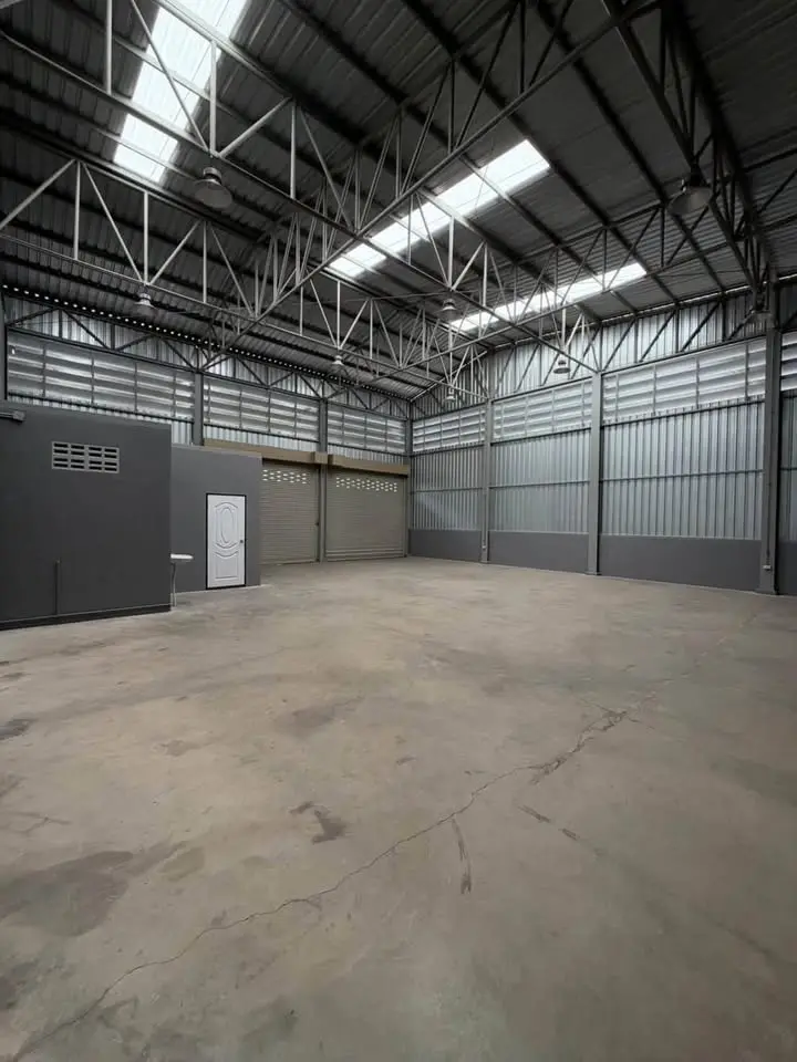 Warehouse for Rent on Pracha Uthit 90, 230 or 460 sqm - image 9 of 12