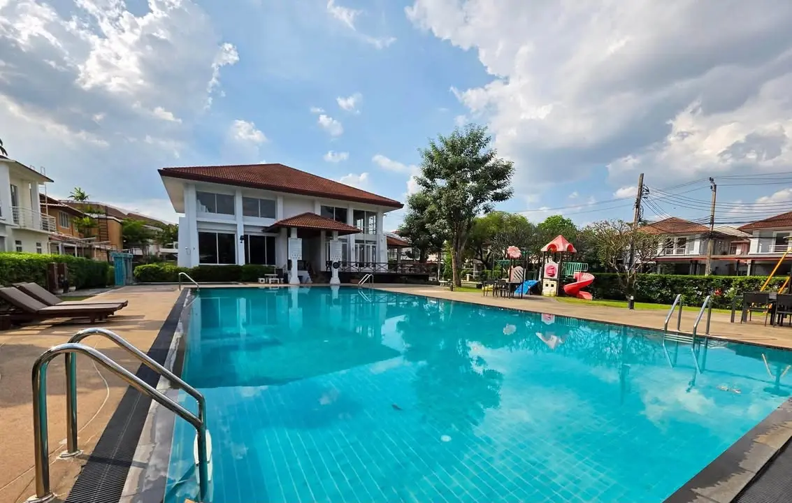 ให้เช่าบ้านเดี่ยว 2 ชั้น Bangkok Villa เลียบด่วนลาดพร้าว 240 ตร.ม. - ภาพที่ 7 จาก 11