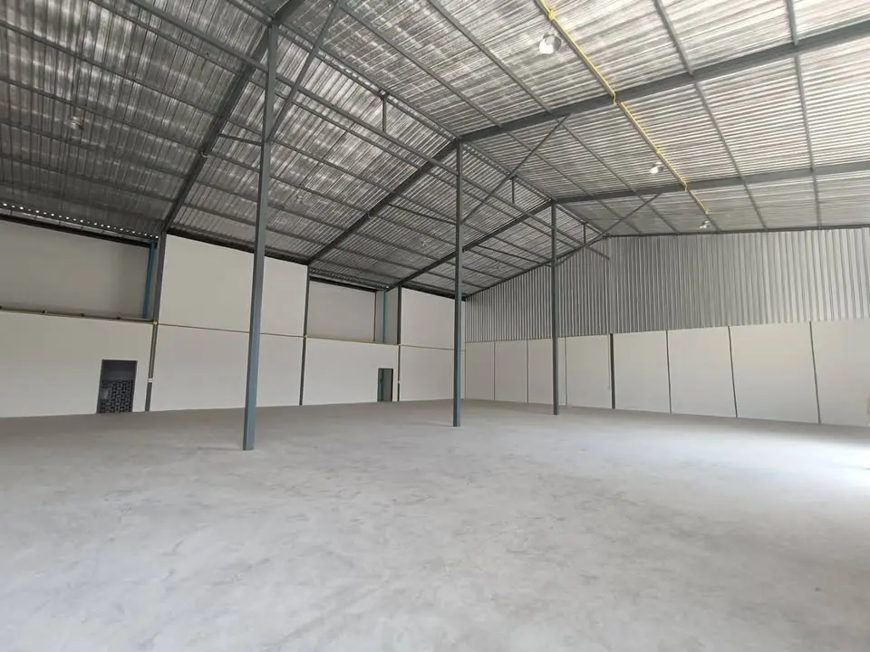 Warehouse Units for Rent in Lam Luk Ka Khlong 5, with Mezzanine Office Options - image 6 of 11