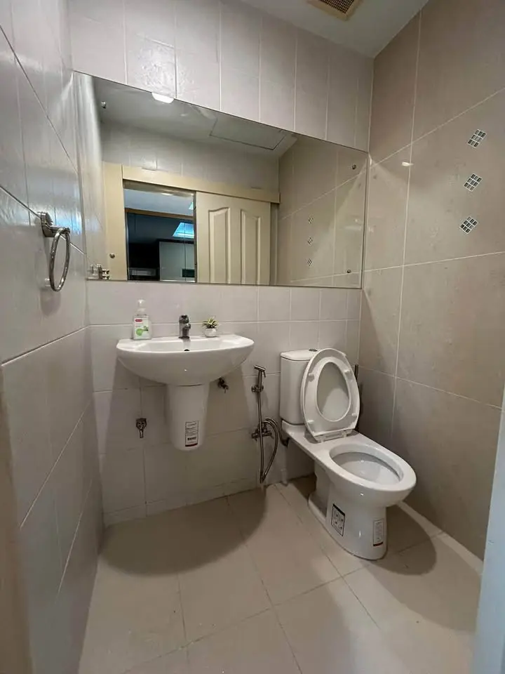3-Storey Townhome for Rent at Baan Klang Muang S-Sense Rama 9-Lat Phrao - image 8 of 12