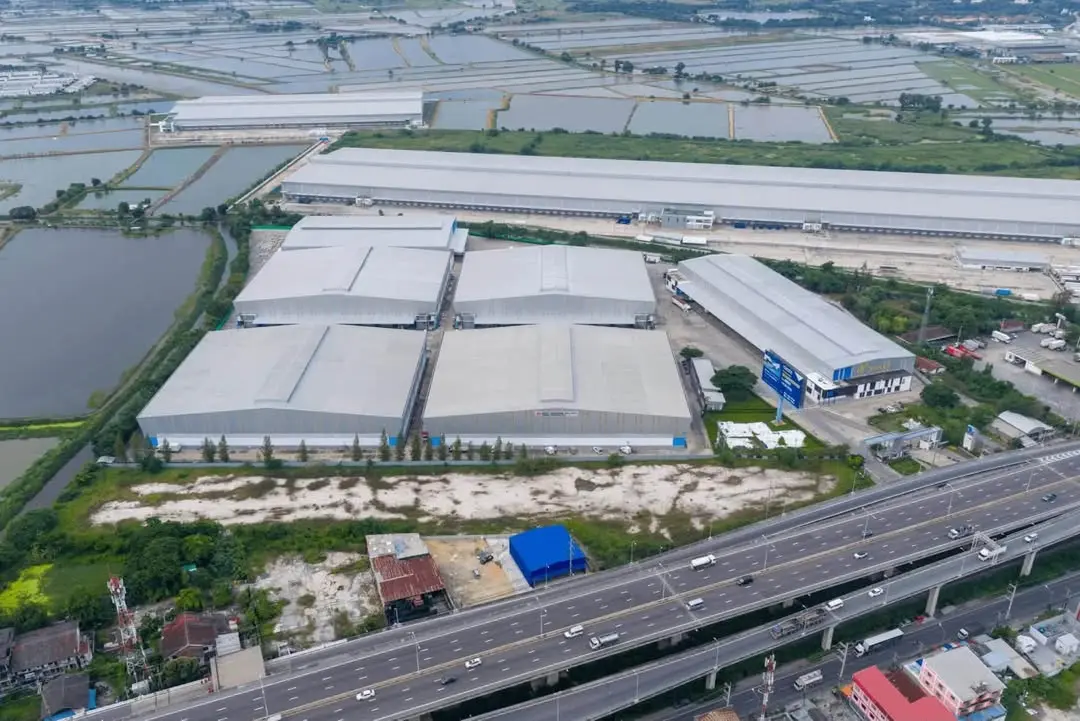 Warehouse for rent Bangna Km.38 Bang Pakong Chachoengsao, 2,400-10,000 sqm - image 1 of 4