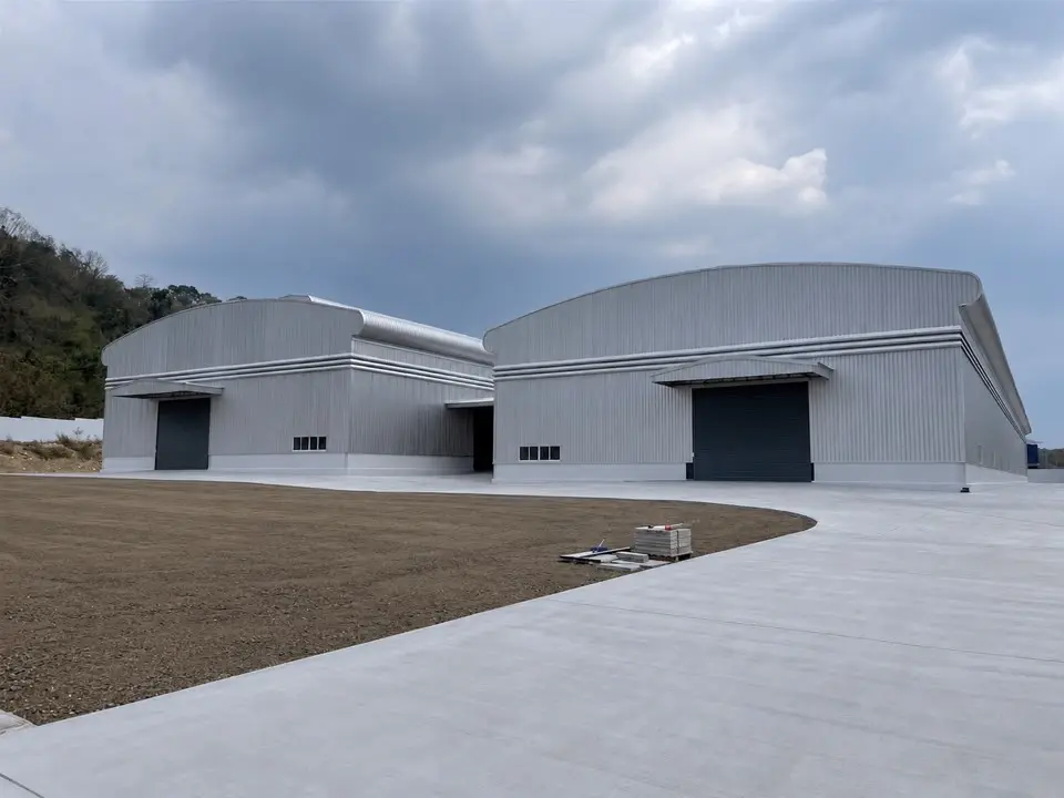 ขาย / ให้เช่า โรงงาน โกดังสร้างใหม่ 6,000 ตร.ม. ตรงข้ามนิคมอมตะซิตี้ บ้านบึง ชลบุรี - ภาพที่ 1 จาก 3