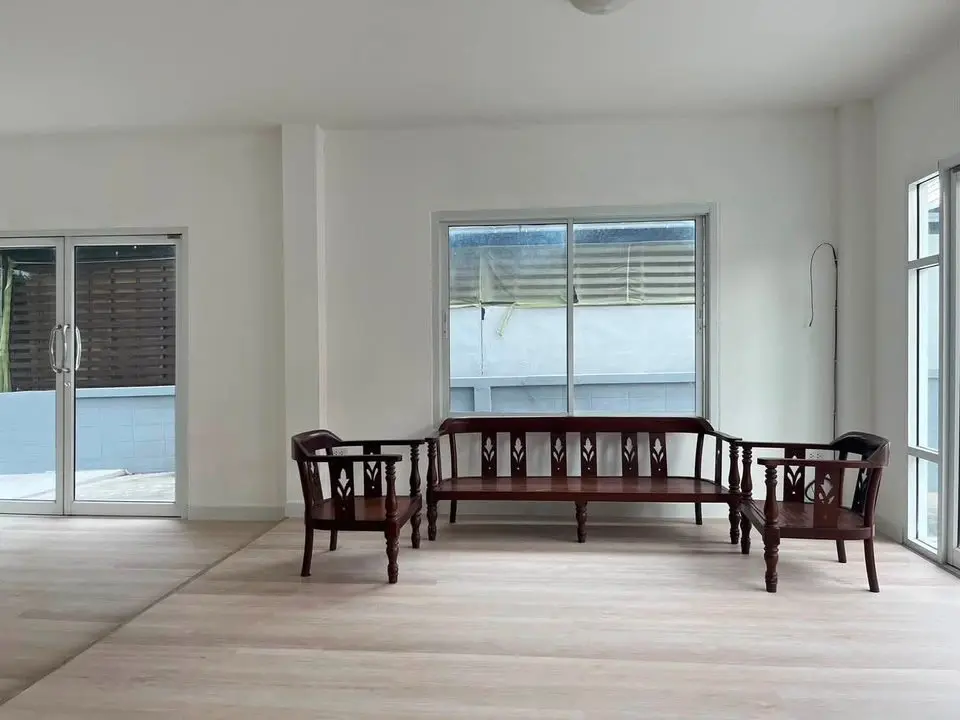 2-Storey Detached House for Sale, 64.5 sq wah, Lapawan 10, Chaiyaphruek - Bang Phlap, Nonthaburi - image 3 of 10