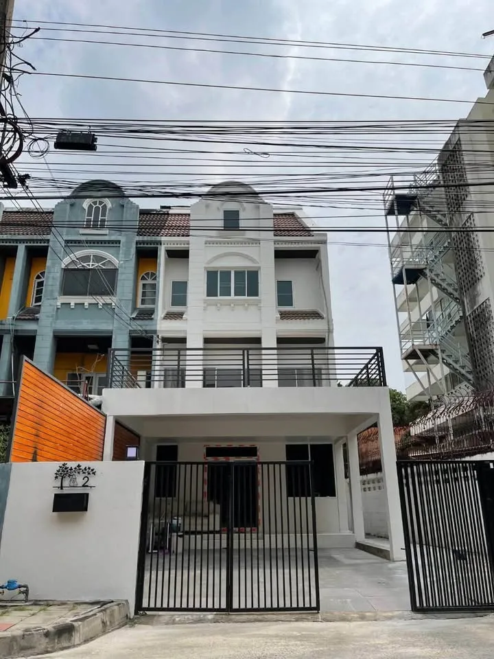 ขาย / ให้เช่า Home Office ลาดพร้าว 91 จดทะเบียนบริษัทได้ - ภาพที่ 1 จาก 8