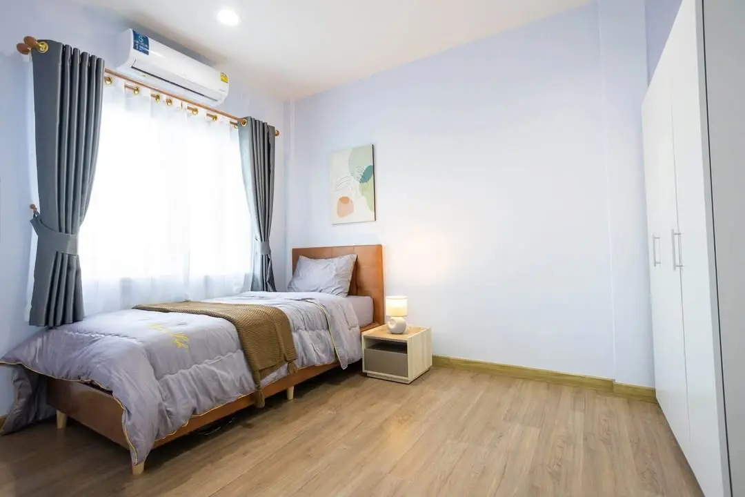 Townhome for Rent at Baan Klang Muang Lat Phrao 71, Nak Niwat 34 - image 9 of 9
