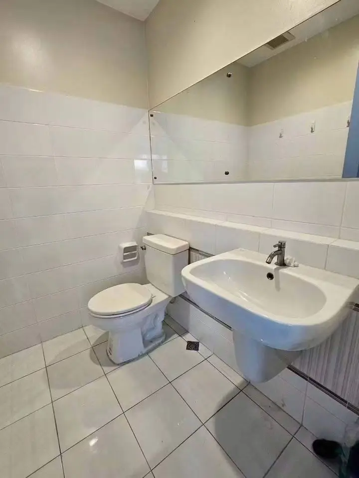 ขายทาวน์โฮม 3 ชั้น ราคาพิเศษ กรุงเทพกรีฑา ซอย 7 – รามคำแหง 4.6 ล้านบาท - ภาพที่ 7 จาก 12