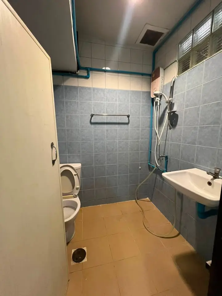 出租独栋住宅 Chokchai 4 Soi 36 拉抛 3卧2卫 - 第 10 张,共 12 张