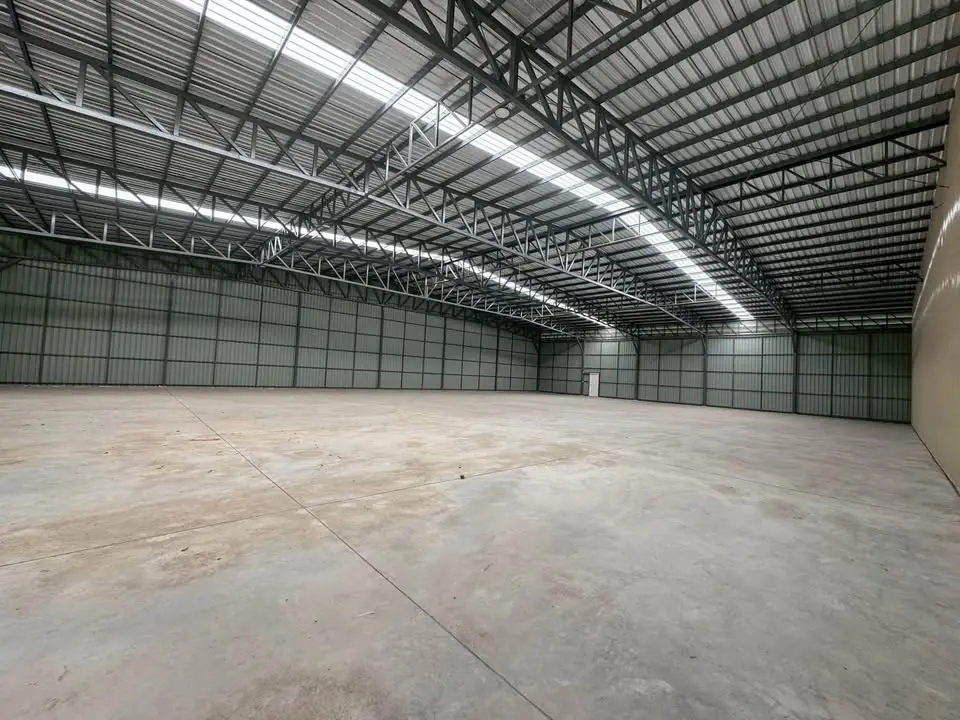 Three 875 sqm Factory and Warehouse Buildings for Rent, Bang Bua Thong - image 2 of 9