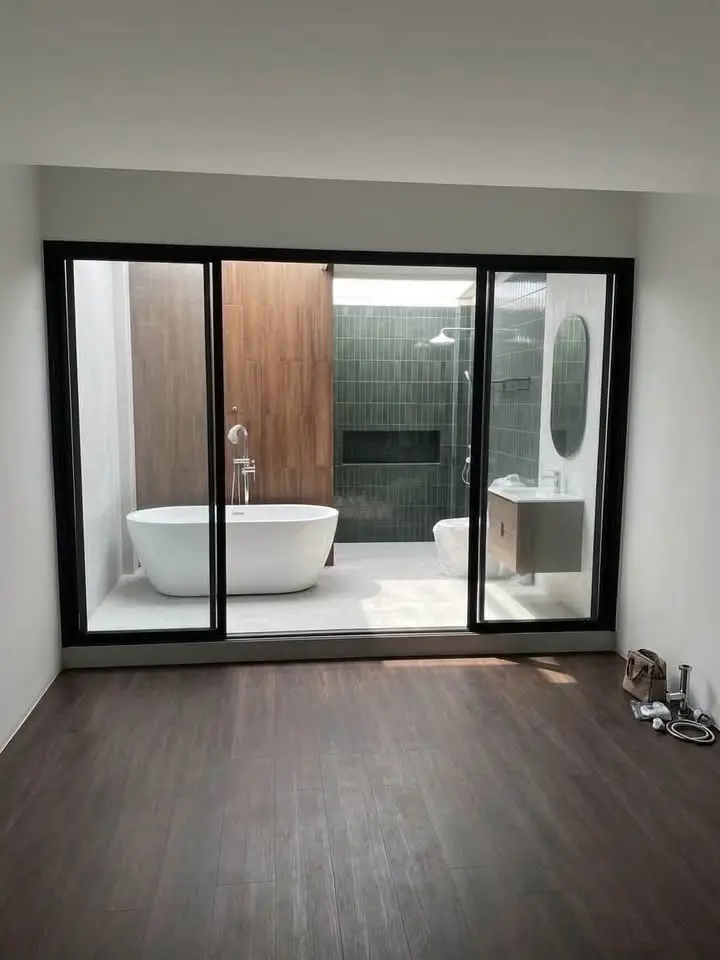 ให้เช่าทาวน์โฮม 2 ชั้น รีโนเวทใหม่ สไตล์ Mid-Century อินทามระ 3 สะพานควาย 140 ตร.ม. - ภาพที่ 4 จาก 5