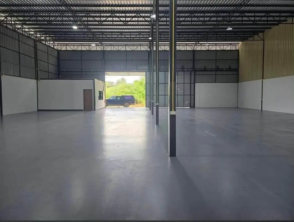 550–1,100 sqm Warehouse for Rent on Nimit Mai Road, Khlong Sam Wa - image 2 of 7