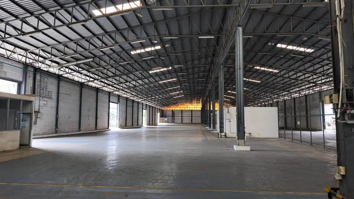 5 Rai Warehouse and Factory for Rent on Bangna-Trad Road, Purple Zone, Ror Ngor 4 Licence - image 3 of 8