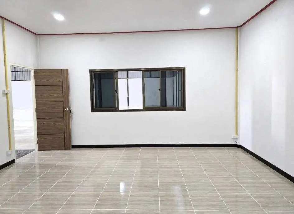 Warehouse for rent Nimit Mai, Min Buri - Khlong Sam Wa, 550-1,100 sqm with office - image 6 of 6