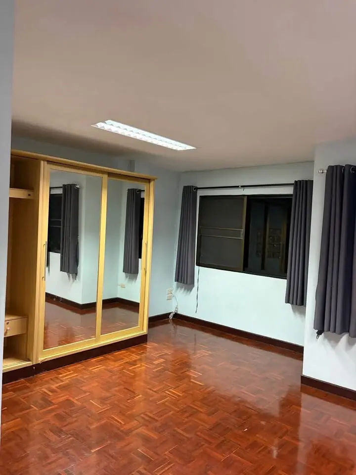 Home Office for Rent on Sukhumvit 93, On Nut-Bang Chak, 250 sqm - image 8 of 12