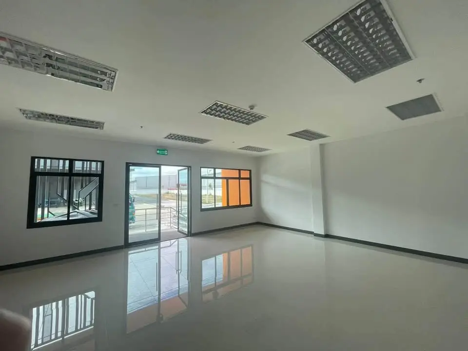 2,270 sqm Free Zone Factory and Warehouse for Rent at BFTZ 4, Bang Pakong - image 3 of 9