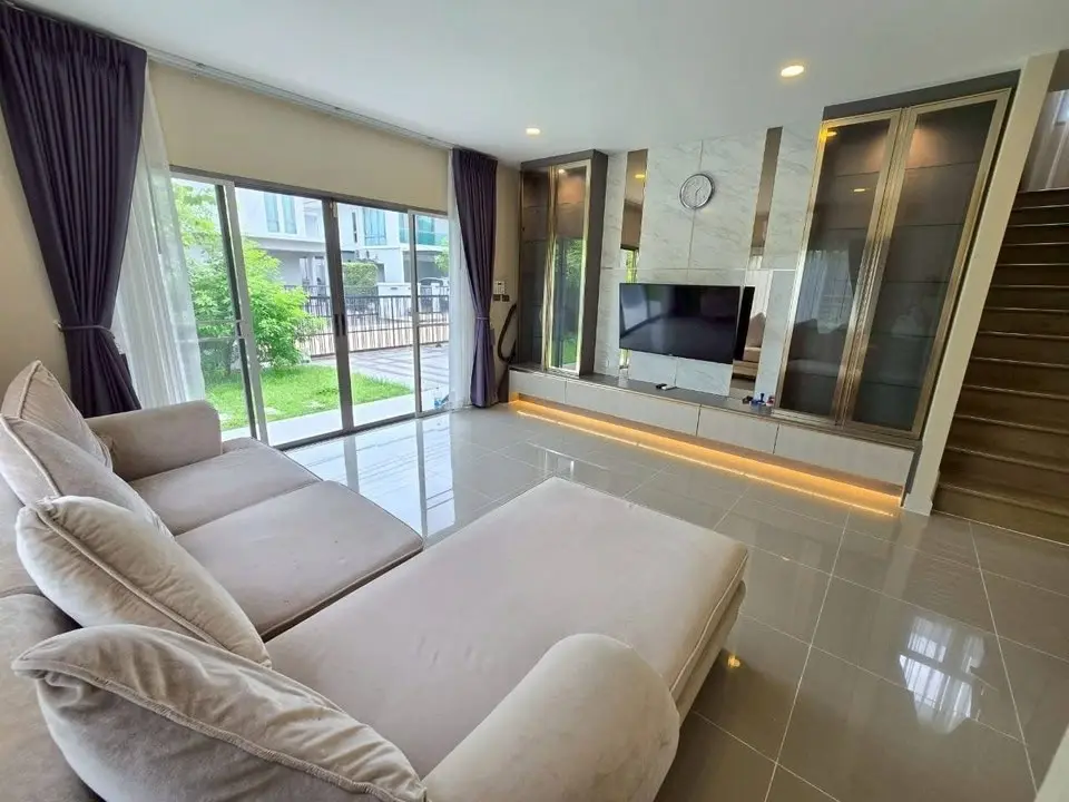 Detached House for Sale / Rent, Perfect Place Rama 9 - Krungthep Kreetha - image 4 of 11