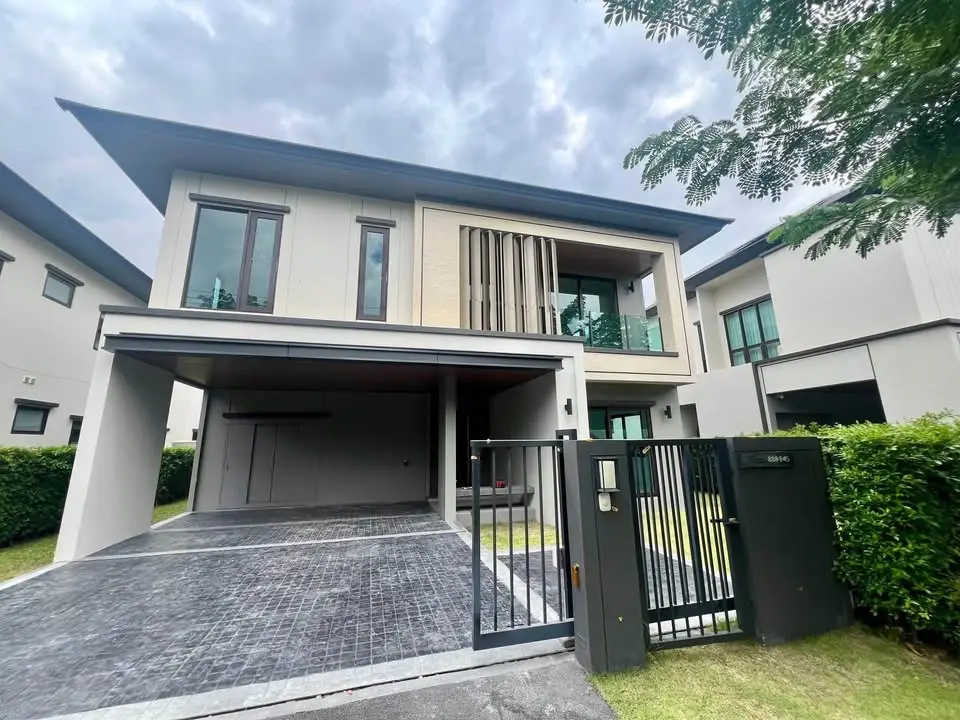 ให้เช่าบ้านใหม่ Vivaldi Bangna กม.5 4 ห้องนอน 215 ตร.ม. - ภาพที่ 1 จาก 12