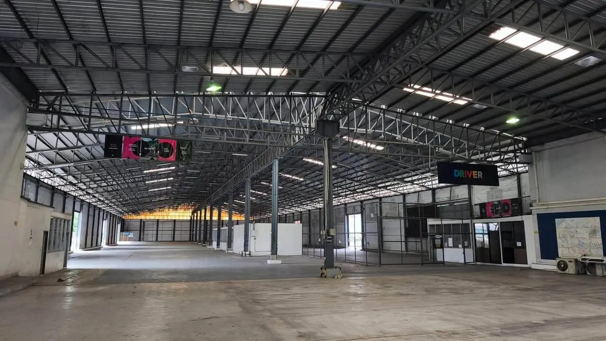 5 Rai Warehouse and Factory for Rent on Bangna-Trad Road, Purple Zone, Ror Ngor 4 Licence - image 4 of 8