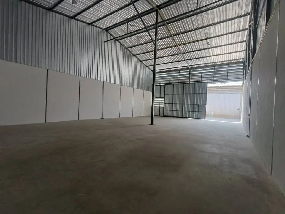 Warehouse Units for Rent in Lam Luk Ka Khlong 5, with Mezzanine Office Options - image 11 of 11