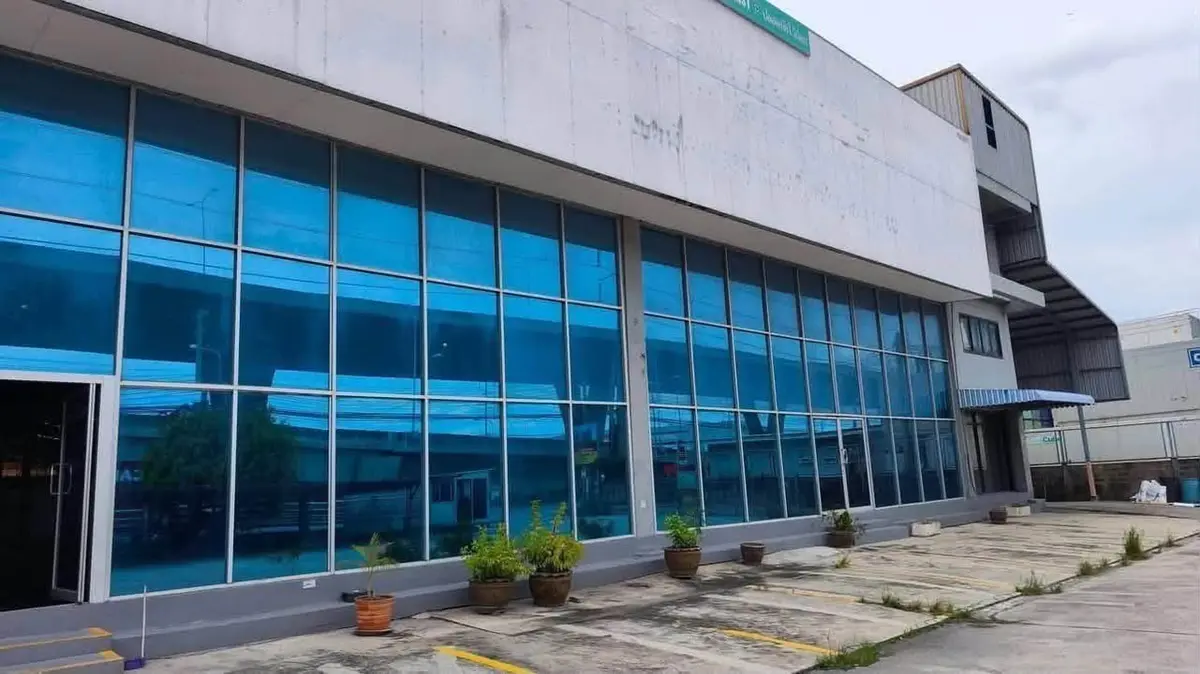 5 Rai Warehouse and Factory for Rent on Bangna-Trad Road, Purple Zone, Ror Ngor 4 Licence - image 1 of 8