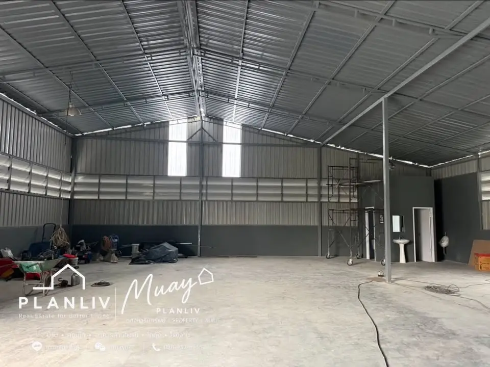 300 sqm Warehouse for Rent on Kanchanaphisek 25 with Parking - image 2 of 4