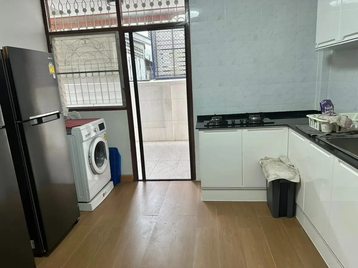 Detached House for Rent in Sukhumvit 101/1, Soi Wachiratham Sathit 57, Phra Khanong - image 7 of 10