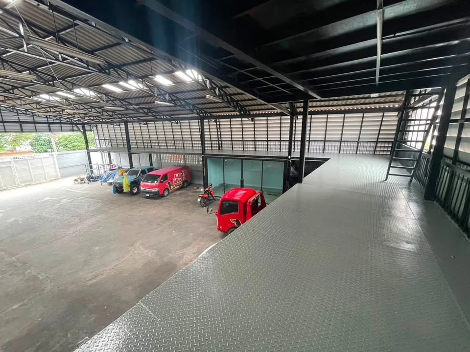 Premium Newly Renovated Warehouse for Rent with 2-Storey Office, Ratchaphruek – Suan Phak Soi 5 - image 9 of 12