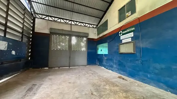 Warehouse for Rent on Thepharak Road, Two Options from 1,925 to 3,100 sqm
