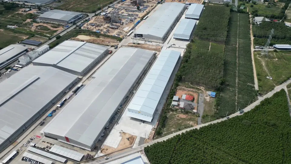 Warehouse Building F for Rent, 4,500 sqm, Pluak Daeng Rayong - image 1 of 12