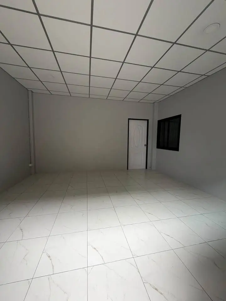 Warehouse for Rent on Pracha Uthit 90, 230 or 460 sqm - image 7 of 12