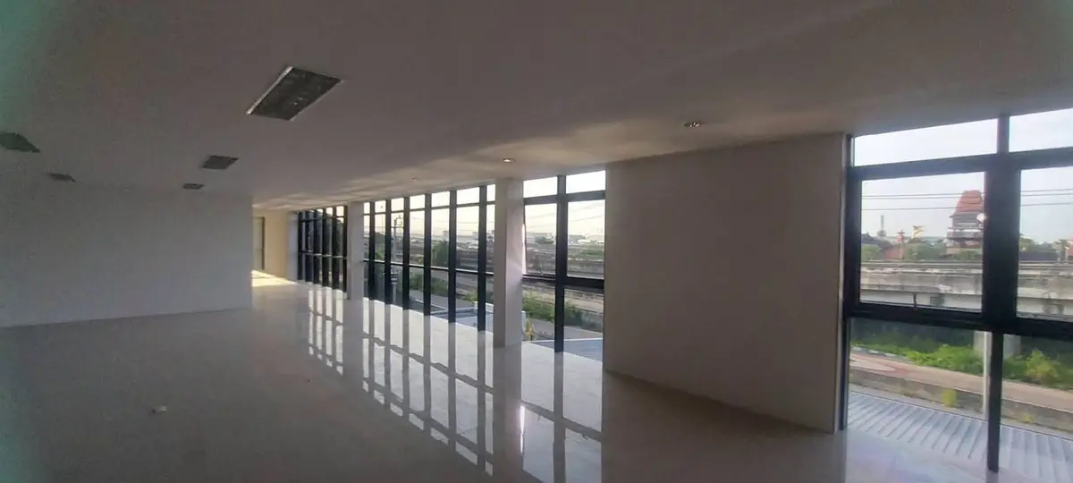Warehouse with Office for Rent, 1,296 sqm, King Kaew-Lat Krabang Road - image 7 of 12