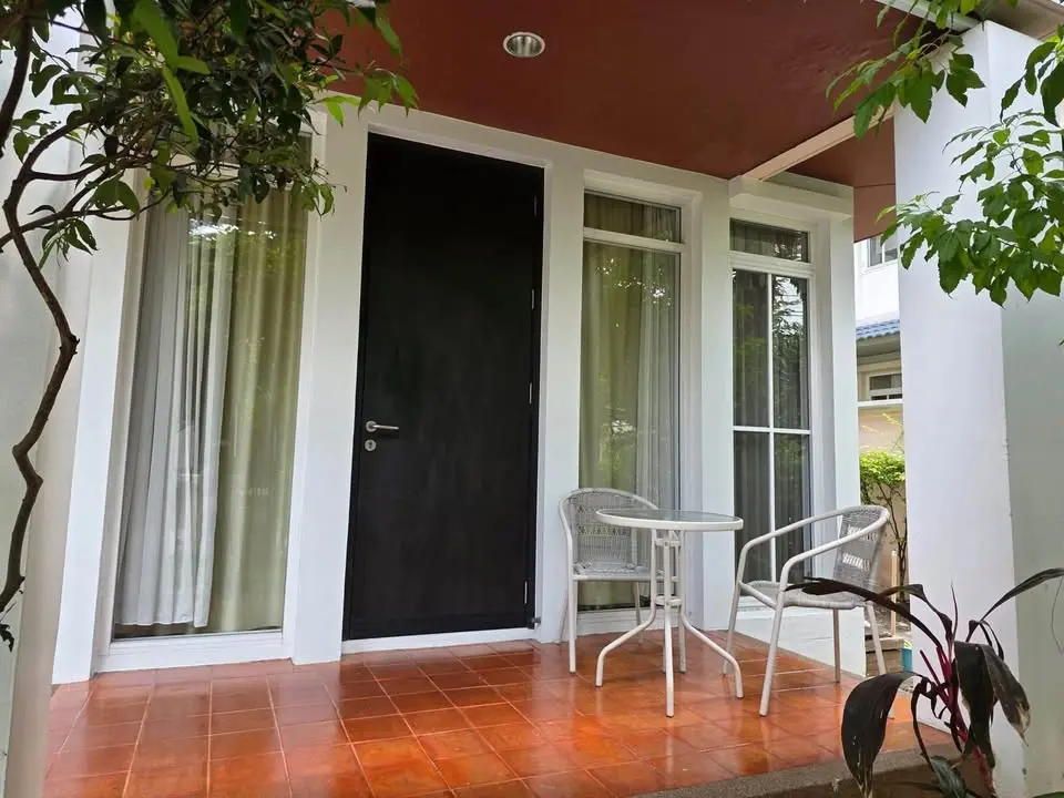 ให้เช่าบ้านเดี่ยว 2 ชั้น Bangkok Villa เลียบด่วนลาดพร้าว 240 ตร.ม. - ภาพที่ 2 จาก 11