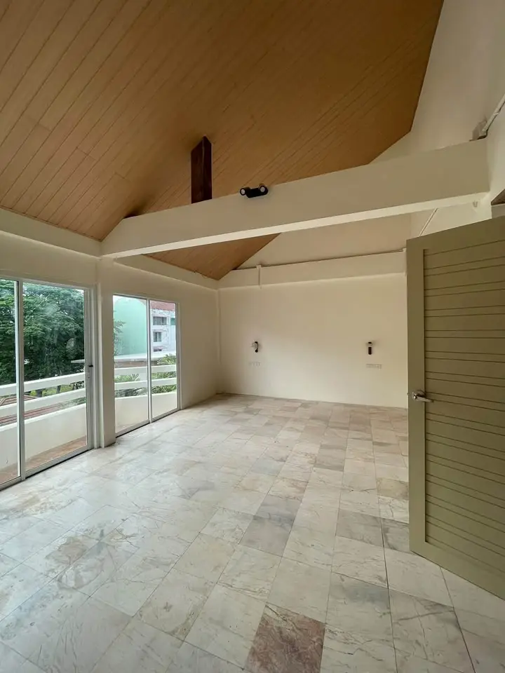 Newly Renovated 3-Bedroom House for Rent and Sale, Rama 9 Soi 13 - image 6 of 6
