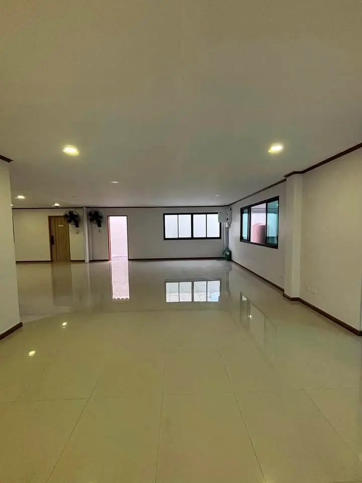 Modern Luxury Office Buildings for Sale or Rent, Lat Phrao 101 - image 10 of 12