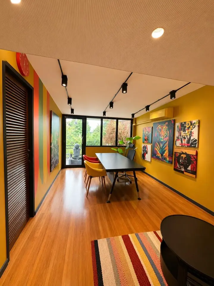 ให้เช่าออฟฟิศ 2 ชั้น วิวสวน Tropicana Court พหลโยธิน 12 ใจกลางอารีย์ - ภาพที่ 7 จาก 12