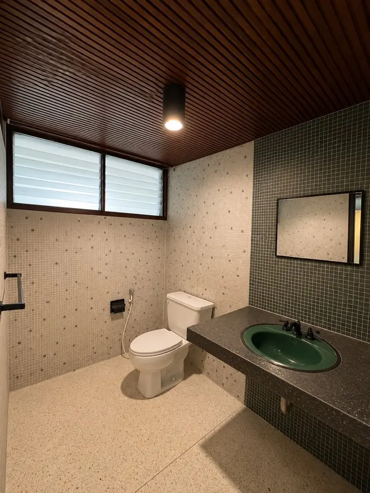 ให้เช่าออฟฟิศ 2 ชั้น วิวสวน Tropicana Court พหลโยธิน 12 ใจกลางอารีย์ - ภาพที่ 2 จาก 12