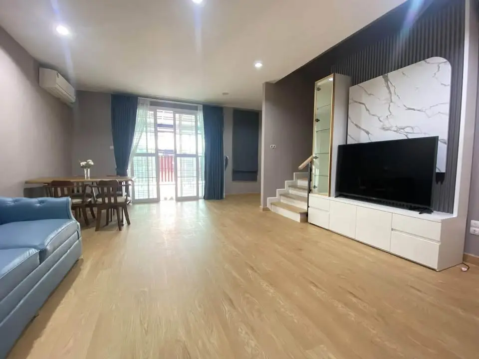 4-Bedroom Townhome for Rent at RK Park 2, Ramintra-Safari - image 9 of 12