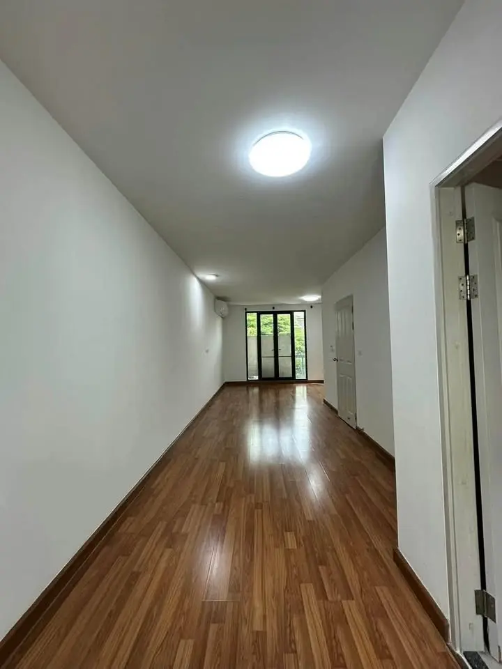 4-Storey Townhome for Rent at Areeya Mandarina, On Nut 39 - image 7 of 12