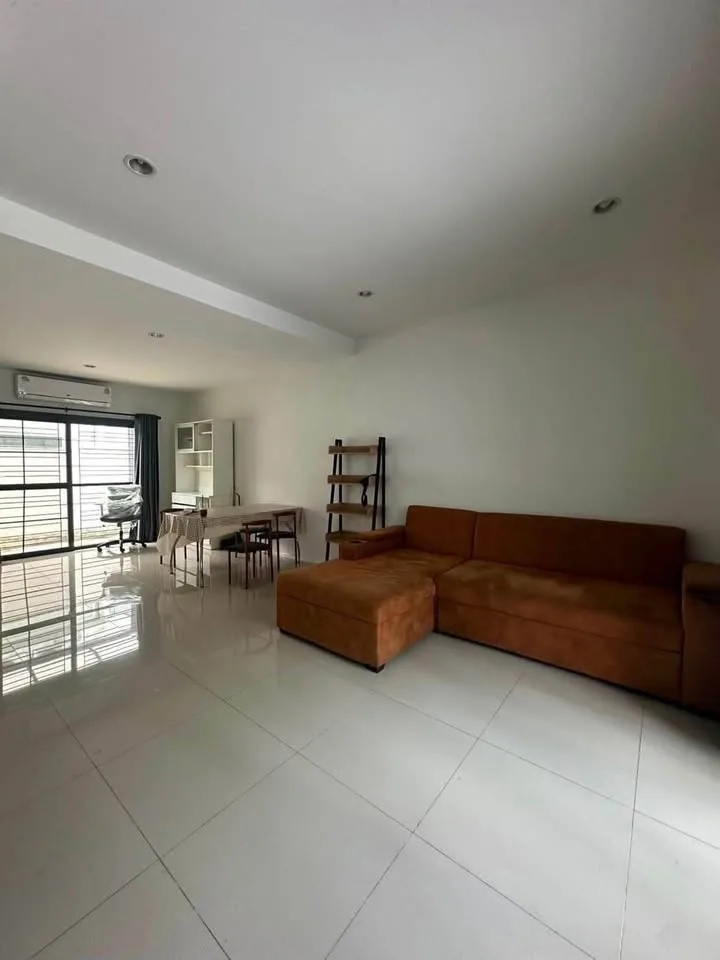 ให้เช่าทาวน์โฮม 3 ชั้น Plex Residence เกษตร-นวมินทร์ เฟอร์นิเจอร์ครบ - ภาพที่ 2 จาก 12