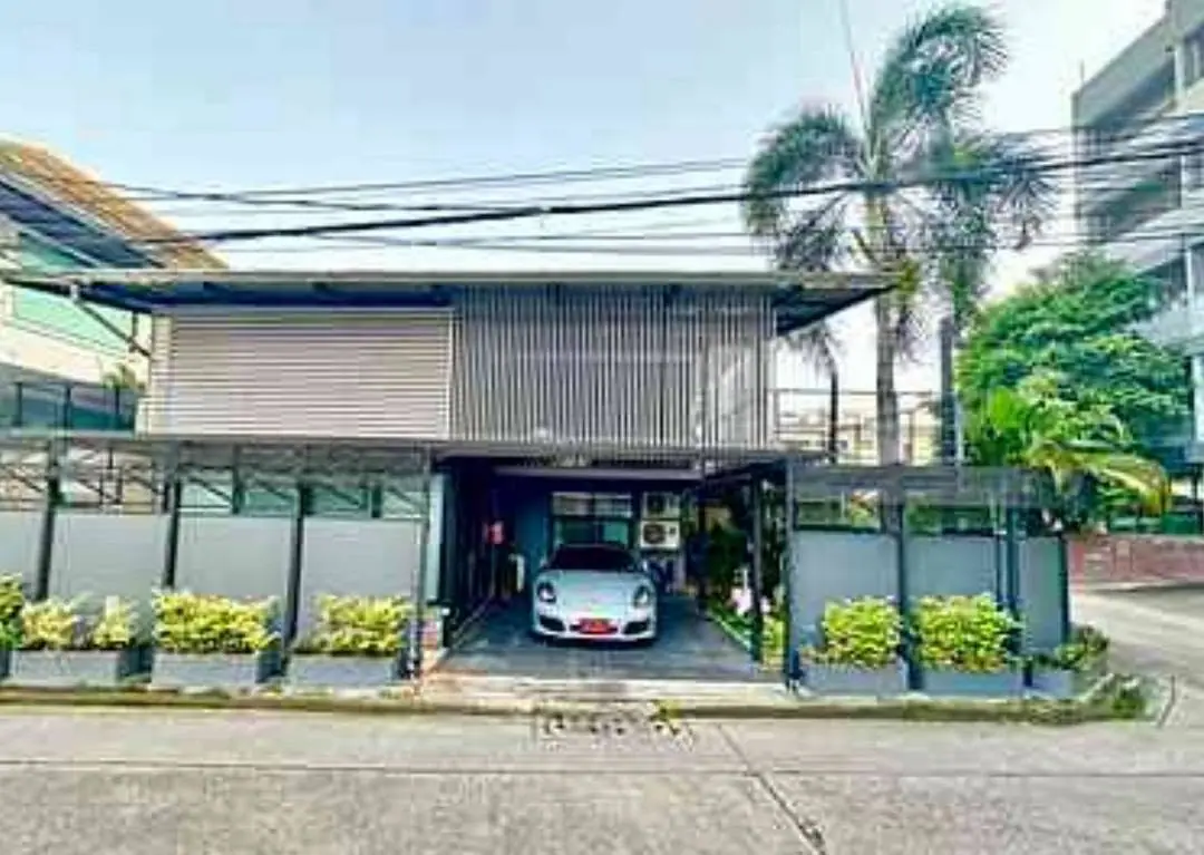 บ้านเดี่ยวให้เช่า ลาดพร้าว 83 วังทองหลาง 4 ห้องนอน พื้นที่ใหญ่ 57 ตร.ว. พร้อมโซลาร์เซลล์ 5kW จอดรถ 3 คัน - ภาพที่ 11 จาก 14