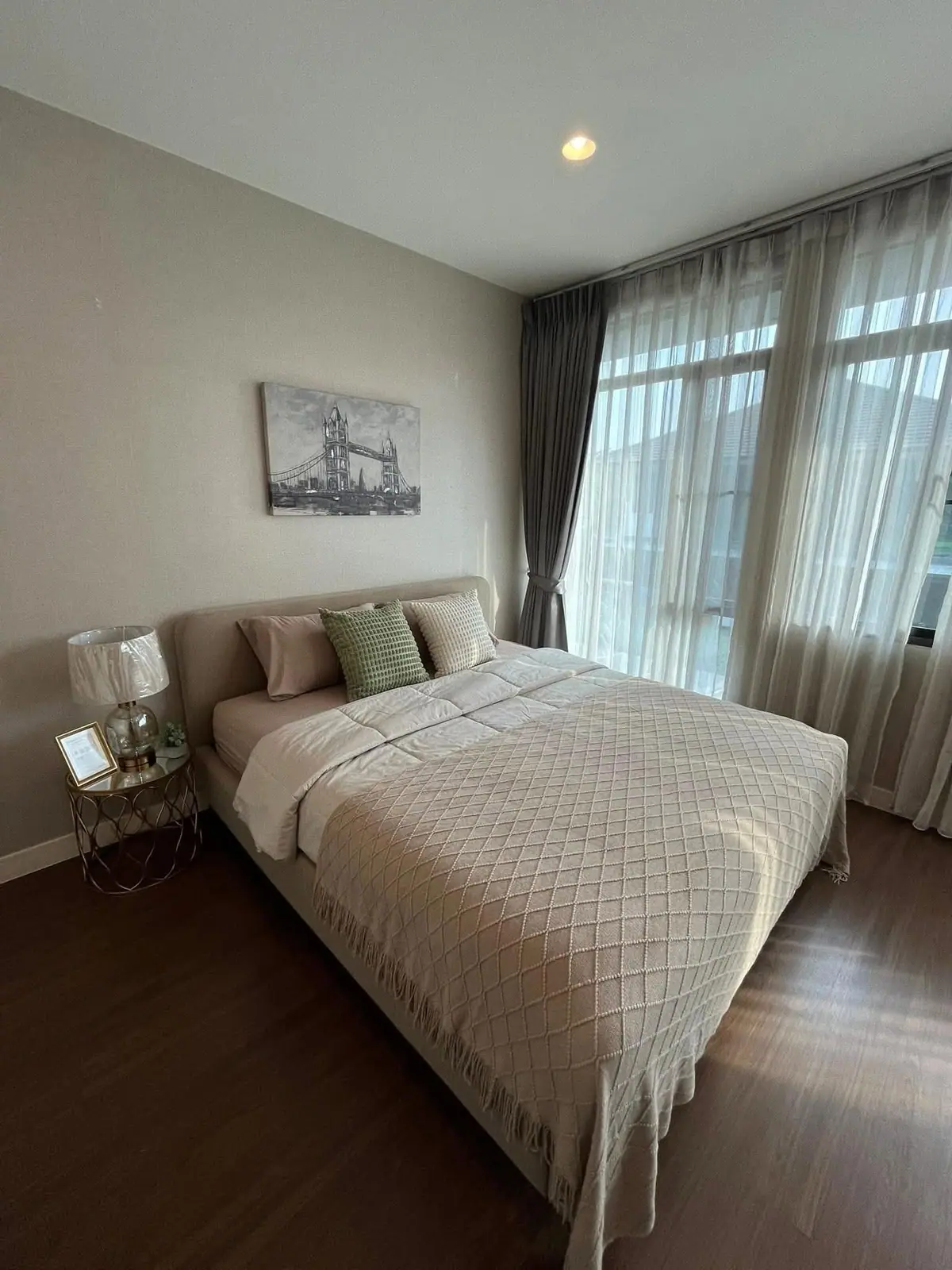 บ้านหรูรีโนเวทใหม่ให้เช่า หมู่บ้านเศรษฐสิริ กรุงเทพกรีฑา 7 หลังมุม 4 ห้องนอน เฟอร์ครบ ใกล้โรงเรียนนานาชาติ - ภาพที่ 10 จาก 15