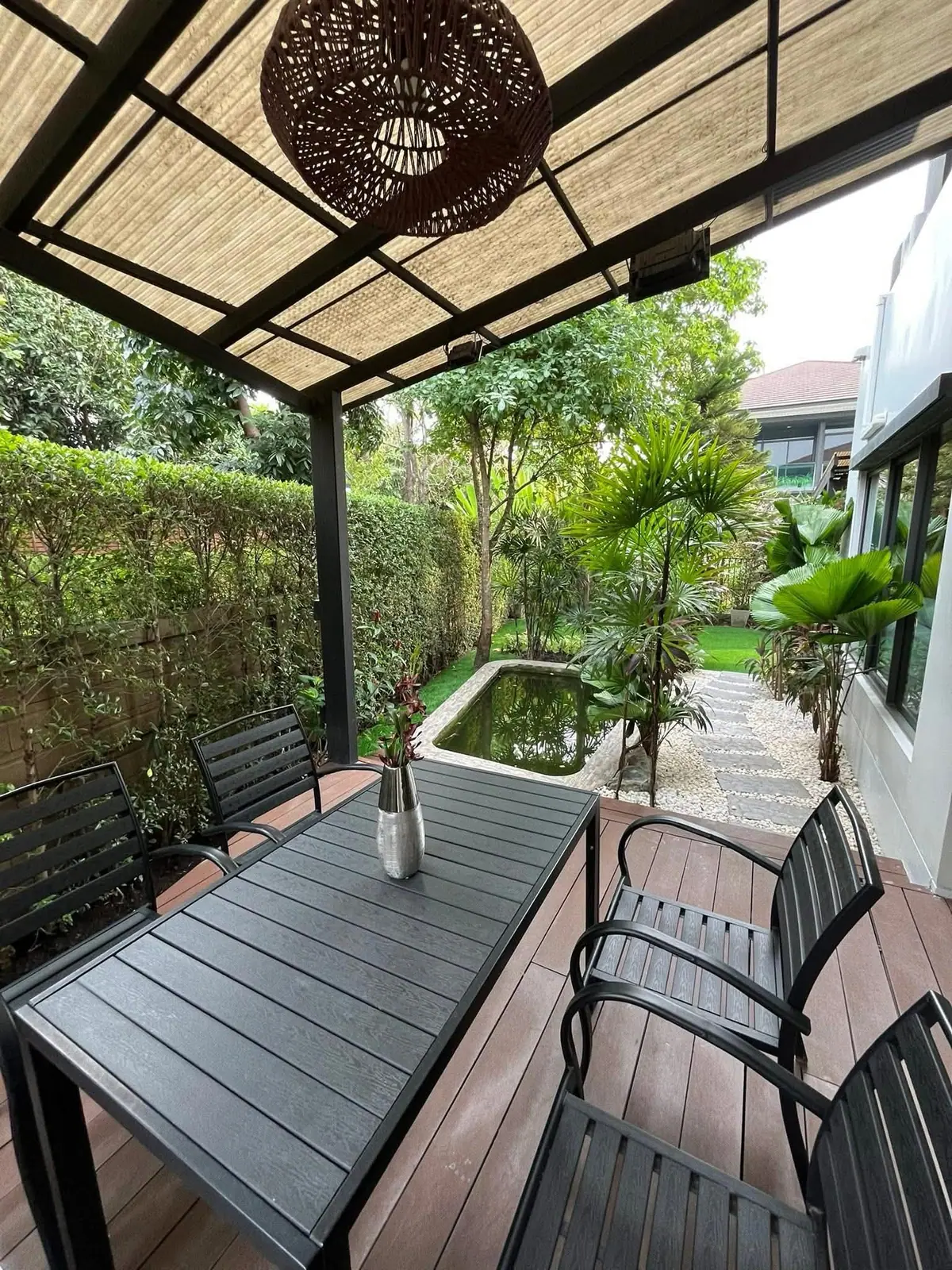 บ้านหรูรีโนเวทใหม่ให้เช่า หมู่บ้านเศรษฐสิริ กรุงเทพกรีฑา 7 หลังมุม 4 ห้องนอน เฟอร์ครบ ใกล้โรงเรียนนานาชาติ - ภาพที่ 14 จาก 15