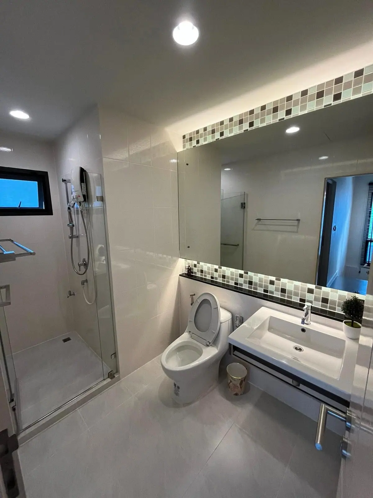 บ้านหรูรีโนเวทใหม่ให้เช่า หมู่บ้านเศรษฐสิริ กรุงเทพกรีฑา 7 หลังมุม 4 ห้องนอน เฟอร์ครบ ใกล้โรงเรียนนานาชาติ - ภาพที่ 15 จาก 15