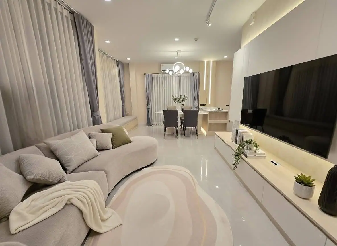 ขายบ้านเดี่ยว บางนา กม.5 โครงการ Bangkok Boulevard Bangna-km5 หลังถนนเมน ใกล้ Clubhouse 4 นอน 4 น้ำ 237 ตร.ม. ราคา 19.5 ล้านบาท - ภาพที่ 9 จาก 15